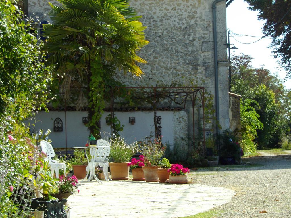 La Lunaire Bed & Breakfast Verteillac Exterior photo